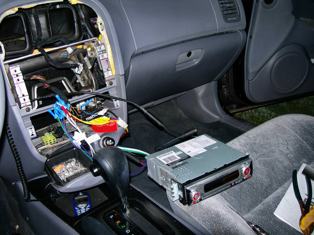 Poorly Connected Radio