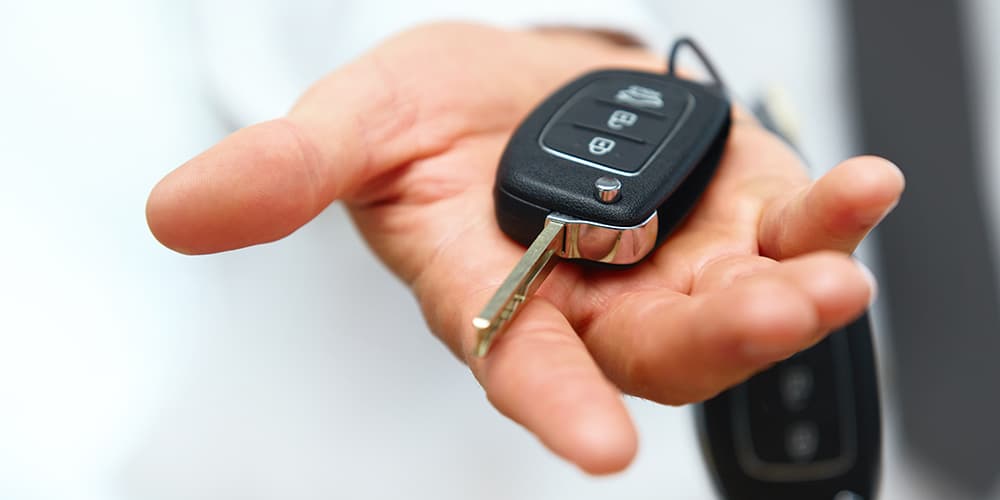 Keyless Car Vs. Keyed Car